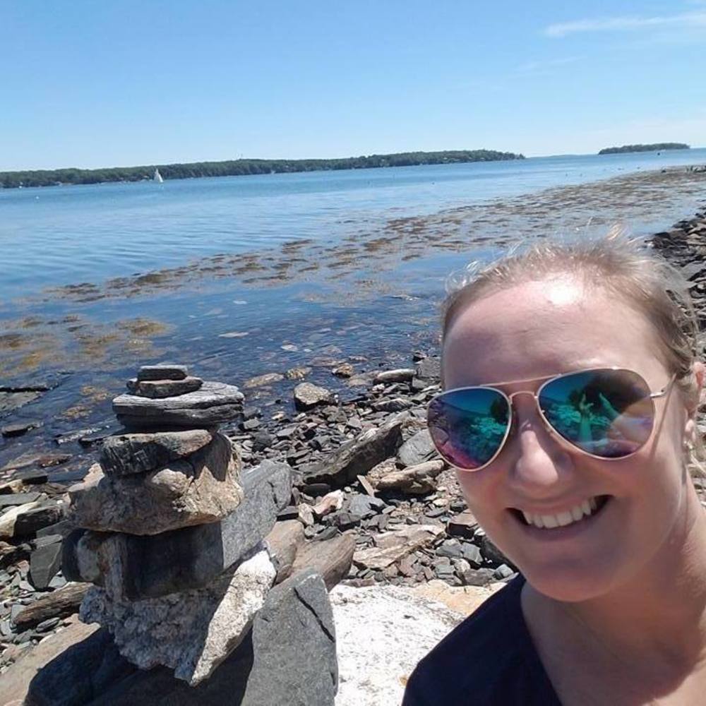 Meet your Posher, Whitney